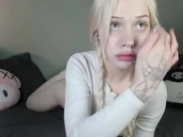 scarlett_witch__ – webcam model profile photo Image 7