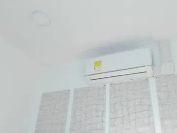 veronica_sland – webcam model profile photo Image 15