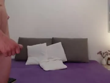 sigmasian – webcam model profile photo Image 9