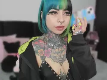 nikkiramone Image 11