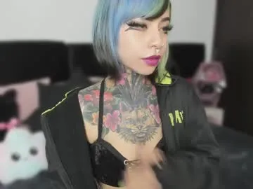nikkiramone Image 3