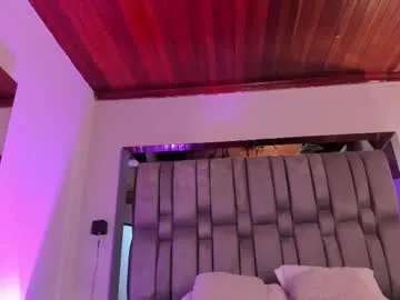 mon1_day – webcam model profile photo Image 19