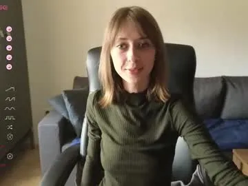 _sirine_ – webcam model profile photo Image 5