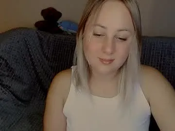 bendingofwillow – webcam model profile photo Image 7