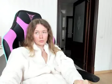 hannahjames710 – webcam model profile photo Image 4