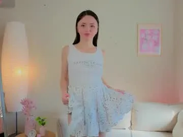 _sirine_ – webcam model profile photo Image 8