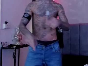 red_ann17 – webcam model profile photo Image 3