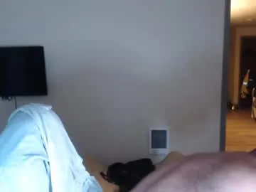 informal_ – webcam model profile photo Image 10