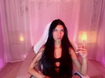 bella_stewartt – webcam model profile photo Image 12