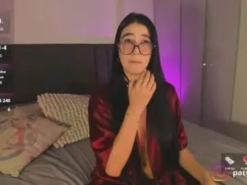 AudreyRay – webcam model profile photo Image 8