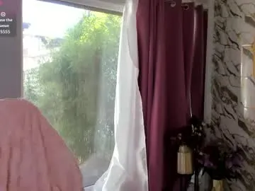 _sirine_ – webcam model profile photo Image 9