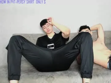 lustyaura – webcam model profile photo Image 17