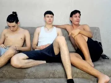 lustyaura – webcam model profile photo Image 5