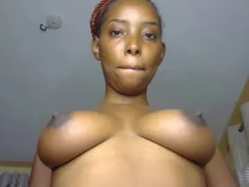 petite_tanya Image 16
