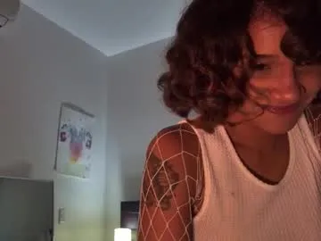 mazzanti_ – webcam model profile photo Image 7