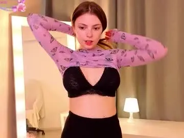 rosannaking – webcam model profile photo Image 5