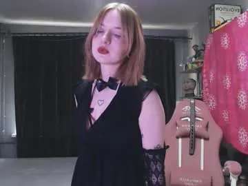 informal_ – webcam model profile photo Image 6