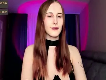 lustyaura – webcam model profile photo Image 19