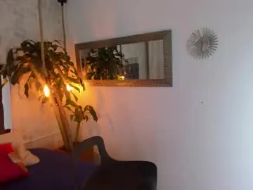 _sirine_ – webcam model profile photo Image 2