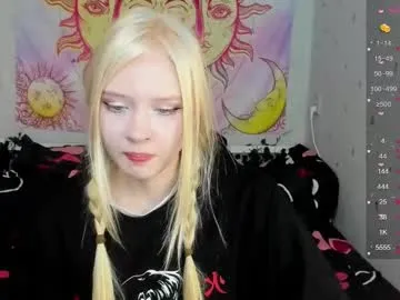 little_effy18_ – webcam model profile photo Image 17