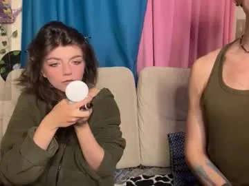 power_ranger_pink – webcam model profile photo Image 18