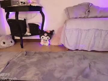 Blonde_sexy21 – webcam model profile photo Image 3