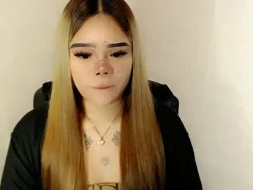 emma_flin – webcam model profile photo Image 9