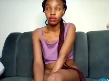 thifa2x – webcam model profile photo Image 3