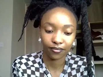 luminaya – webcam model profile photo Image 10