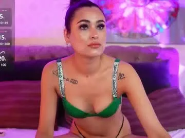 phoebepaw – webcam model profile photo Image 3