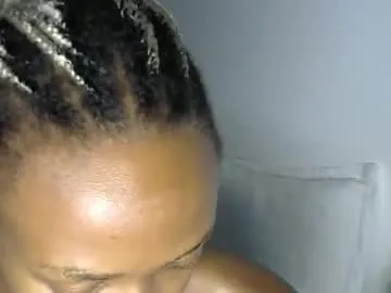 pervyblonde – webcam model profile photo Image 6