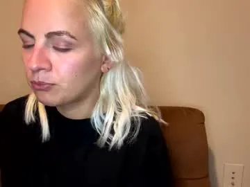 ava_delightt – webcam model profile photo Image 6