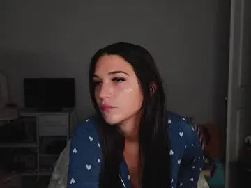 little_effy18_ – webcam model profile photo Image 12