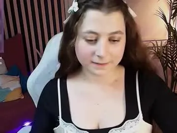 little_effy18_ – webcam model profile photo Image 11