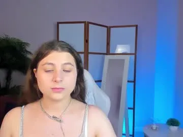 little_effy18_ – webcam model profile photo Image 2