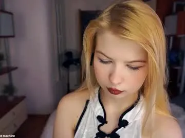 _sirine_ – webcam model profile photo Image 3