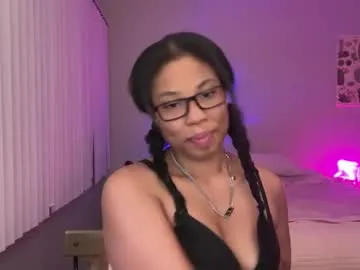 bella_stewartt – webcam model profile photo Image 9