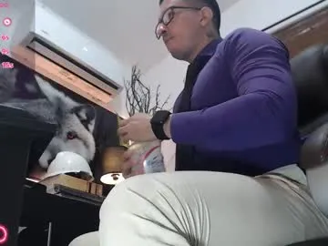 natyxo – webcam model profile photo Image 12