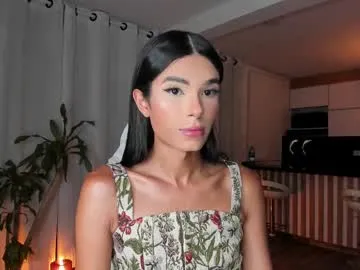 elannand – webcam model profile photo Image 10