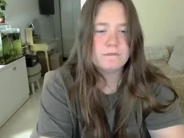 abrilhelena8 – webcam model profile photo Image 18