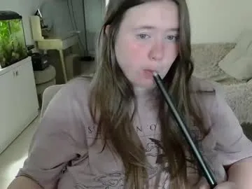 abrilhelena8 – webcam model profile photo Image 5