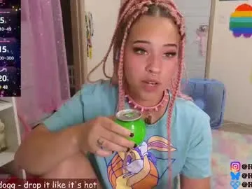 realsquirter – webcam model profile photo Image 15