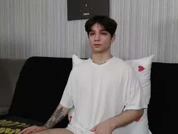 ava_delightt – webcam model profile photo Image 12