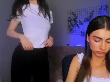 Lililth_Capri77 – webcam model profile photo Image 11