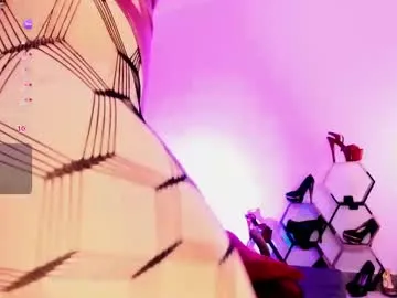 funny_blondi – webcam model profile photo Image 4