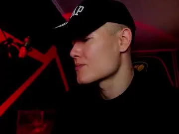 lucydelovely – webcam model profile photo Image 11