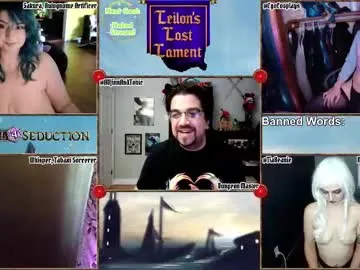 naive_love – webcam model profile photo Image 18