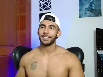 romanpearce_ Image 7