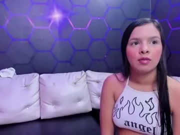 mon1_day – webcam model profile photo Image 5