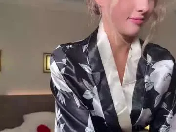 mon1_day – webcam model profile photo Image 9